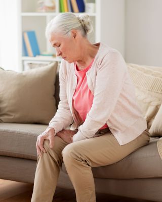 Érzi az időjárás változását, még mielőtt azt az előrejelzés mutatná? 🌧️ Nincs egyedül – a légnyomás csökkenése a testben...